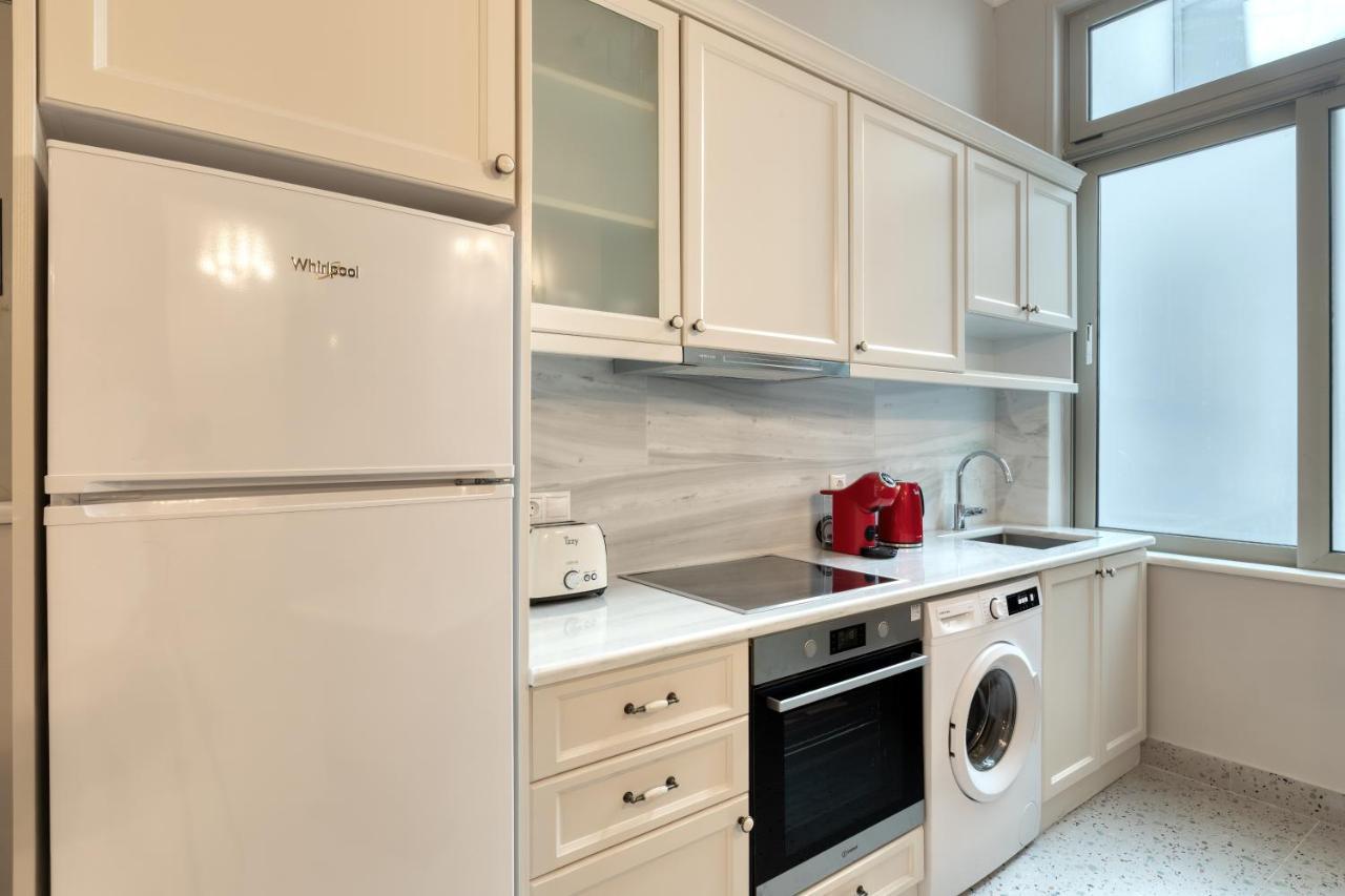 Athenian Vintage Apartment *